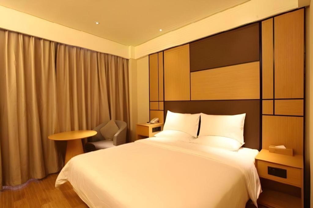 Ji Hotel Lujiazui Babaiban Shanghai Esterno foto