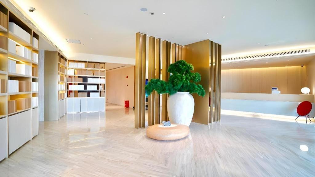 Ji Hotel Lujiazui Babaiban Shanghai Esterno foto